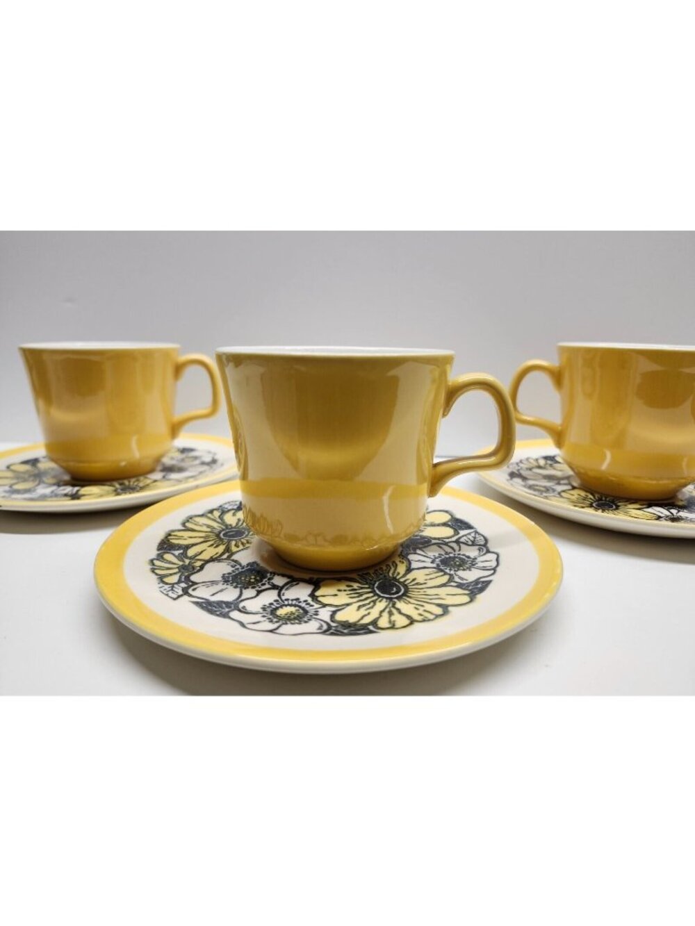 HLC Andre Ponche Decostone Cups & Saucers Set MCM Yellow Black Floral